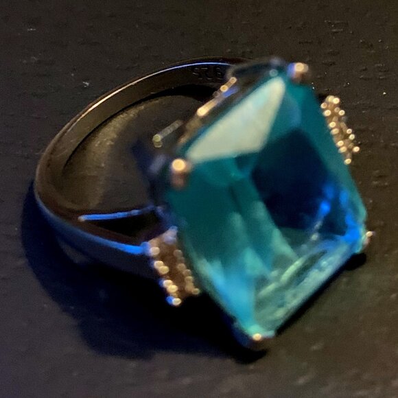 Large Square Aquamarine and Topaz Cocktail Ring - Picture 2 of 7